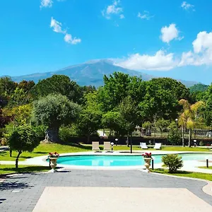 https://bb-blanc-maison-etna-relais-charme.sicilyhotelsitaly.net
